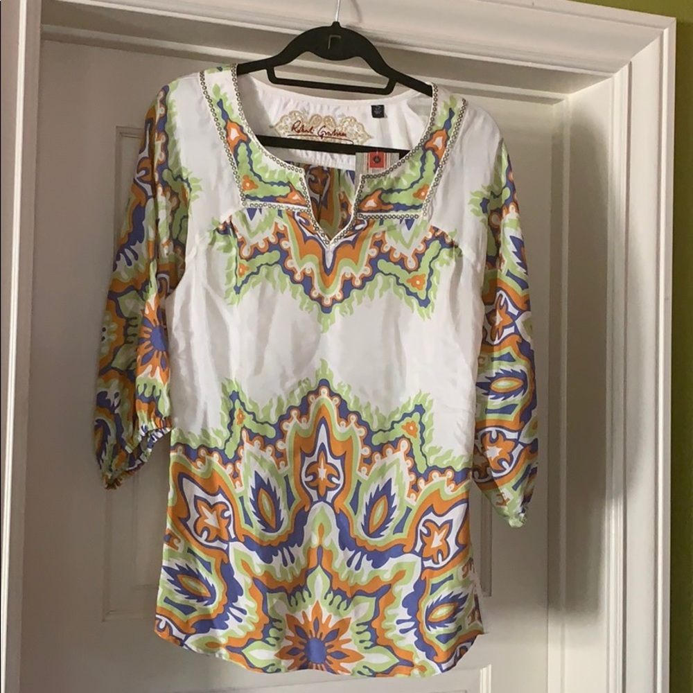 Robert Graham 100% Silk Top Summery NWT